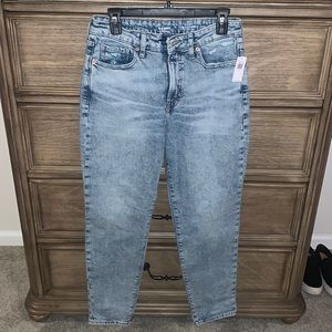 NWT Old Navy High waisted O.G straight jeans.